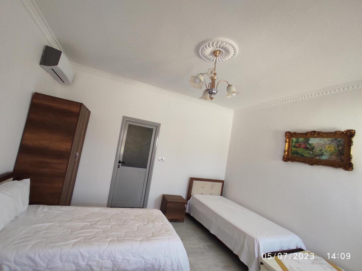 Guest House Pashollari ベラト エクステリア 写真